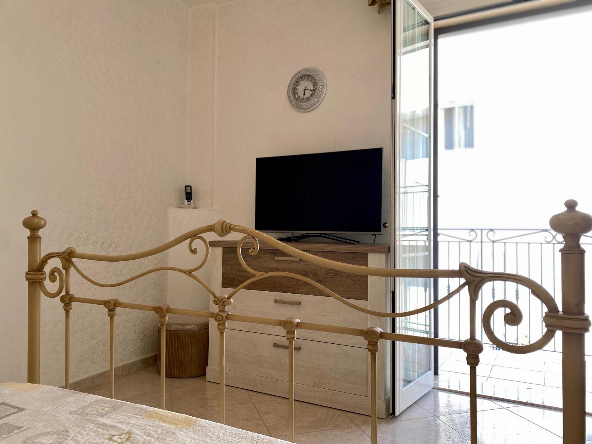 Gris - Puglia Mia Apartments Polignano a Mare Buitenkant foto